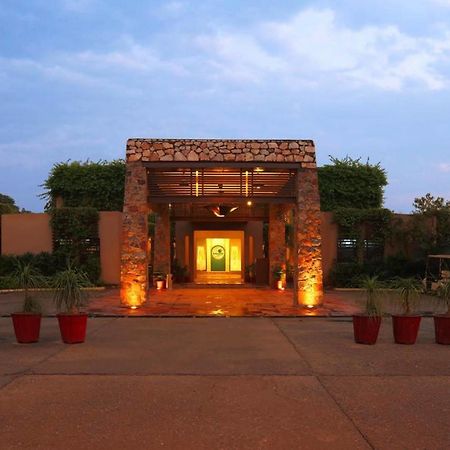 Lemon Tree Hotel, Tarudhan Valley, Manesar Gurgaon Exterior foto