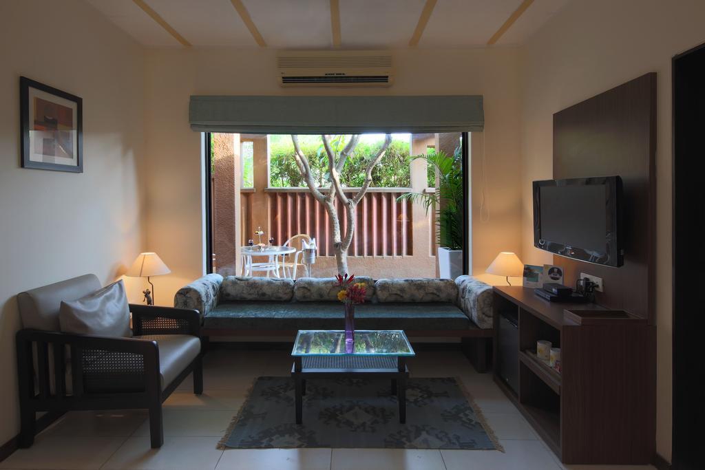 Lemon Tree Hotel, Tarudhan Valley, Manesar Gurgaon Exterior foto