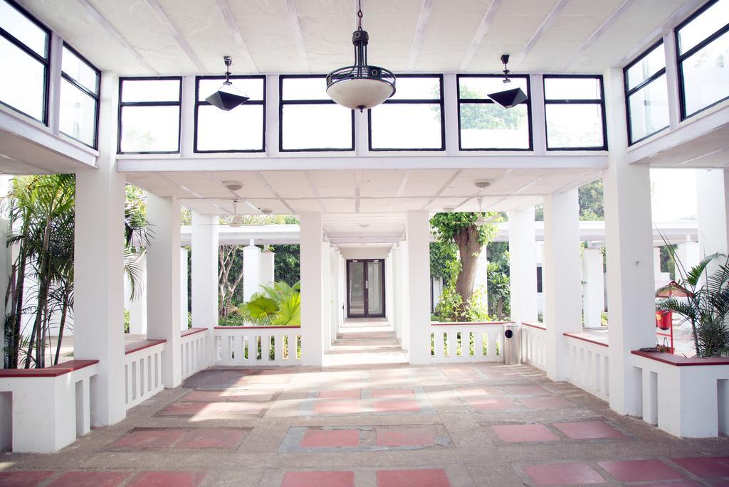 Lemon Tree Hotel, Tarudhan Valley, Manesar Gurgaon Exterior foto