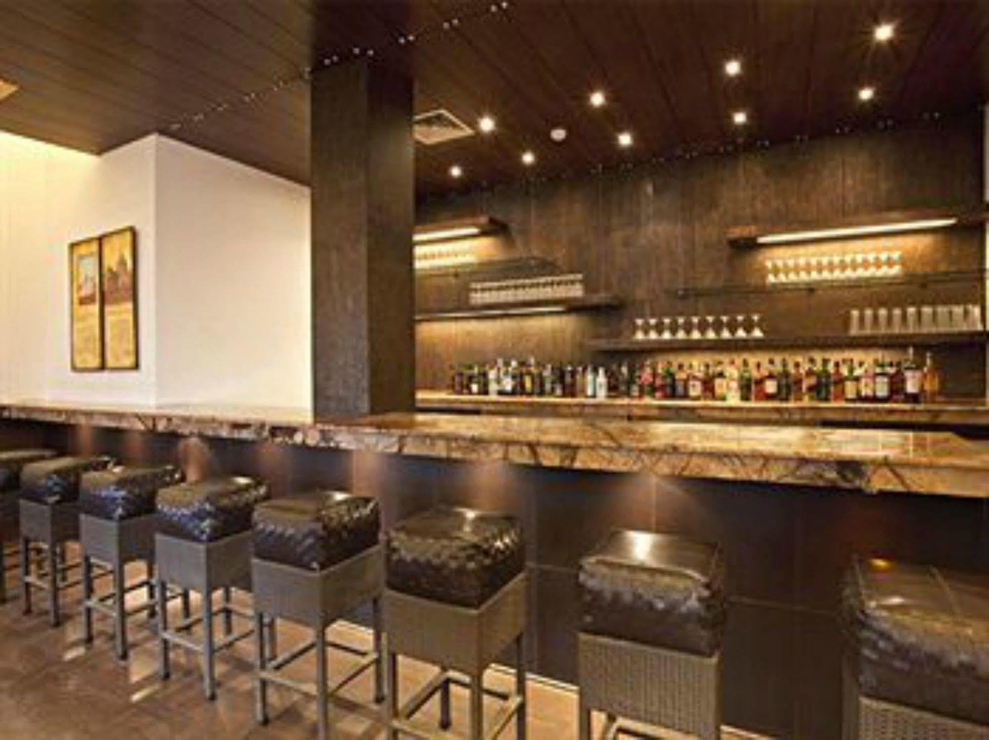 Lemon Tree Hotel, Tarudhan Valley, Manesar Gurgaon Exterior foto